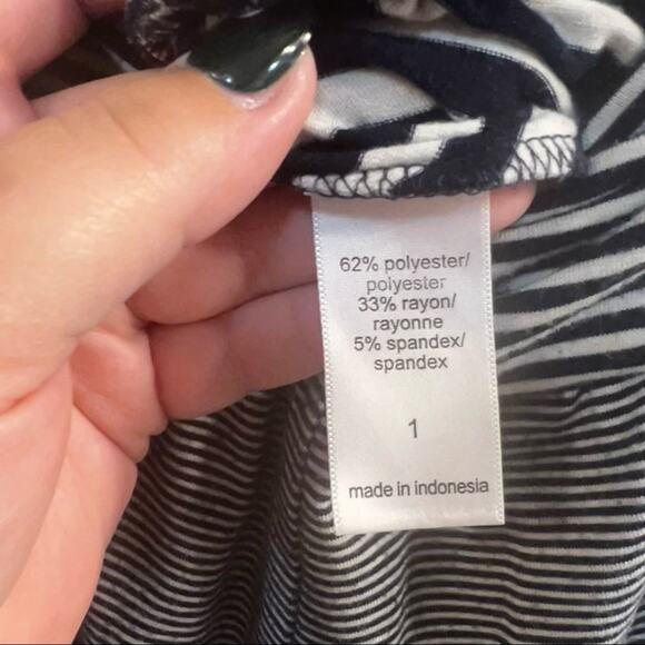 Maurices Navy Blue & White Stripe Pull On Maxi Skirt Plus Size 1X - Picture 3 of 4